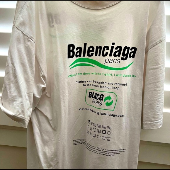 Balenciaga oversized t shirt authentic